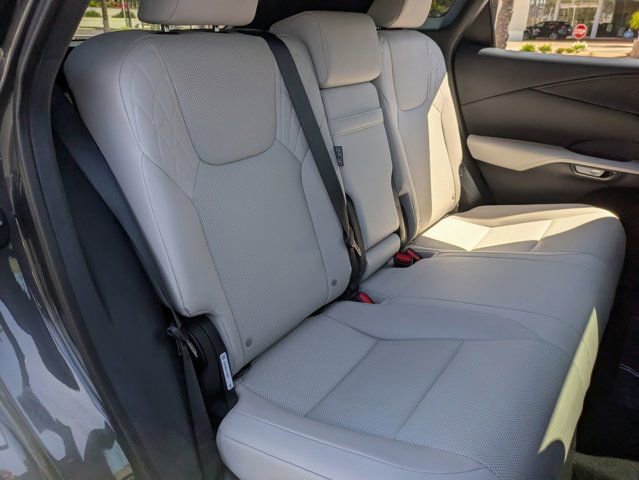 Used 2026 Lexus RX 350h w/ Convenience Package image 29