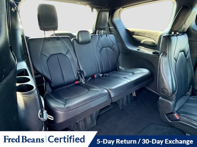 Used 2025 Chrysler Pacifica Select FWD image 28