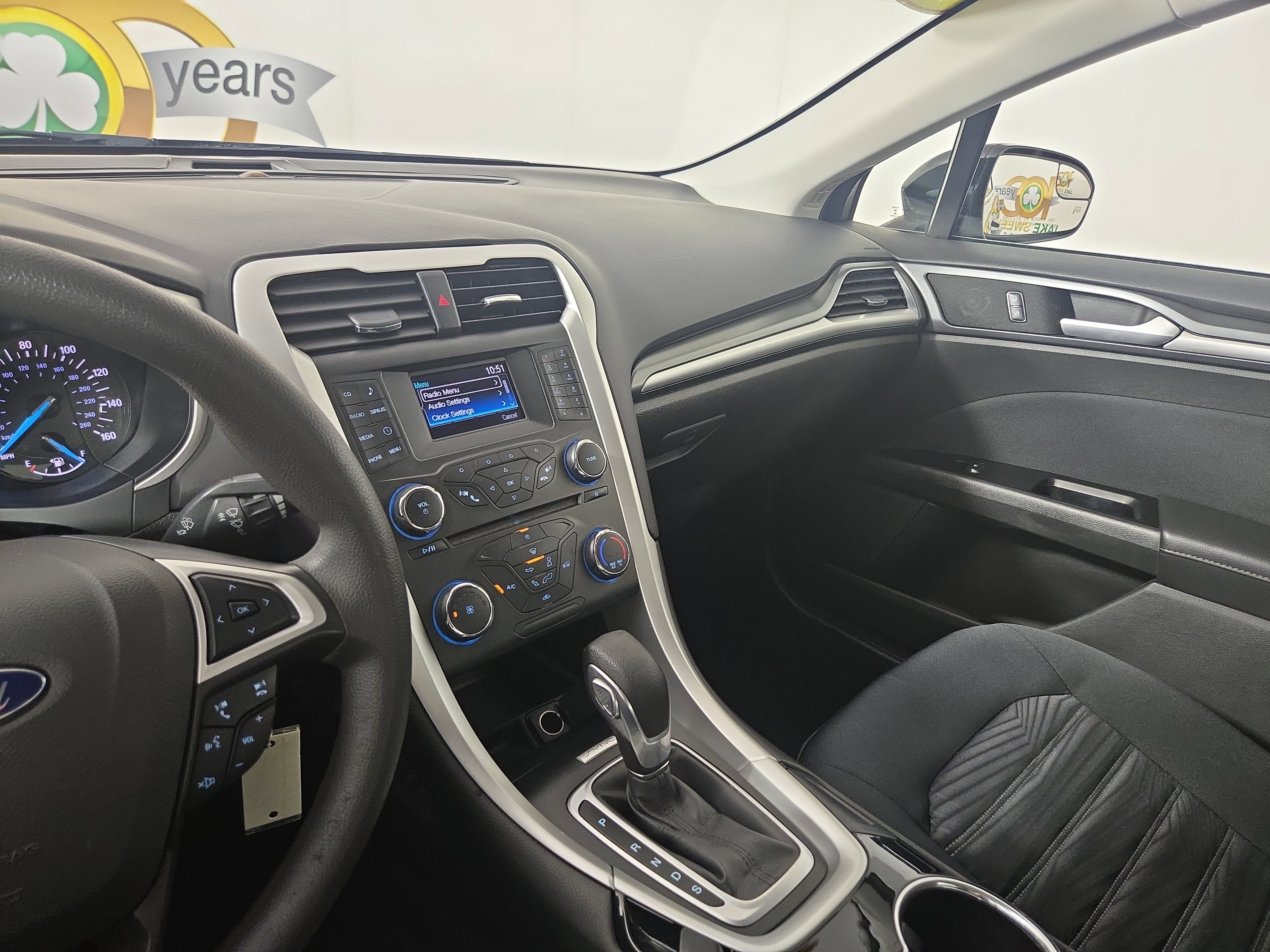Used 2016 Ford Fusion SE image 24