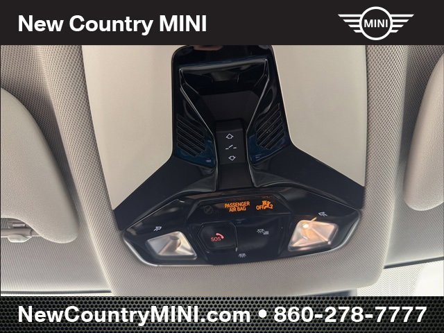 Certified 2025 MINI Cooper 2-Door Hardtop image 28
