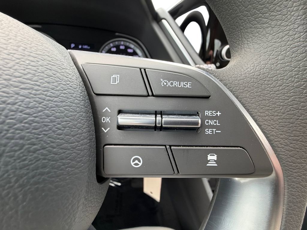 Used 2023 Hyundai Sonata SE FWD image 24