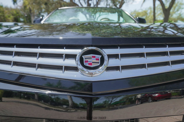 Used 2004 Cadillac XLR image 81