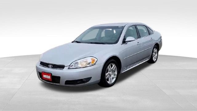 Used 2011 Chevrolet Impala LT w/ Luxury Edition Package image 4