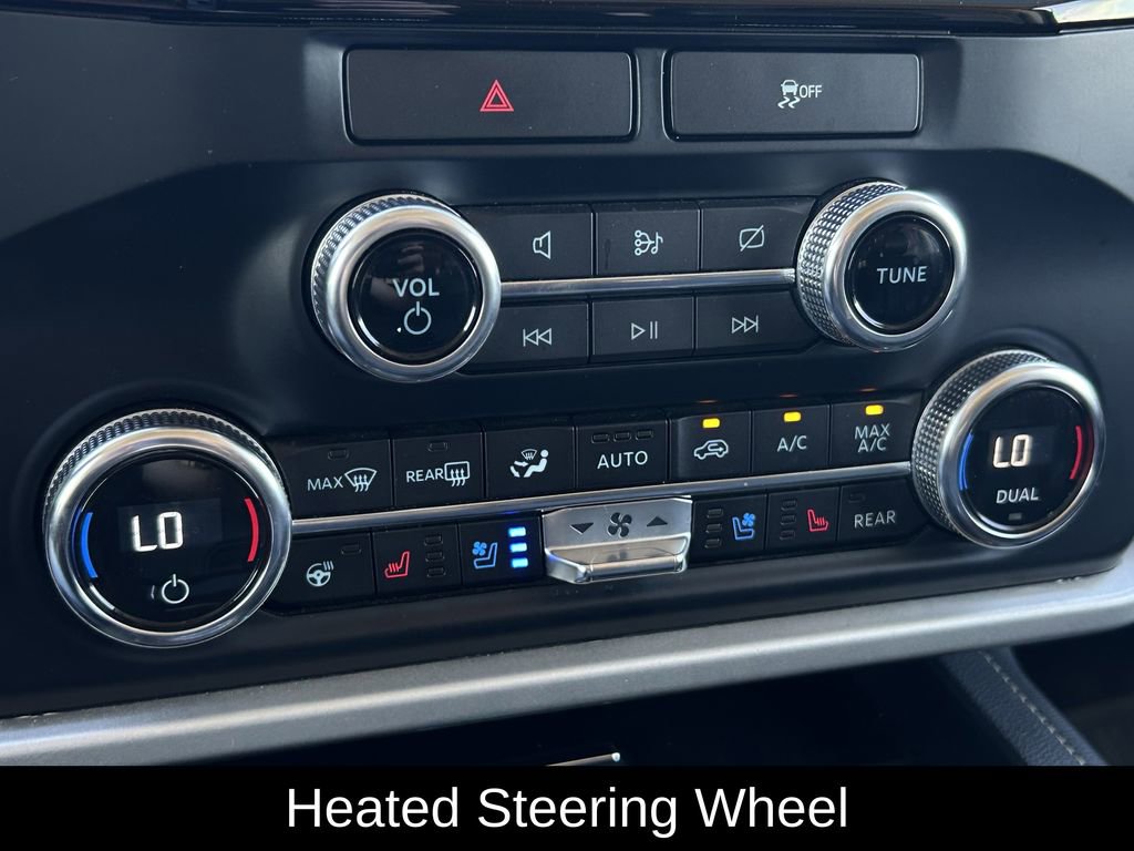 Used 2022 Ford Expedition XLT image 19