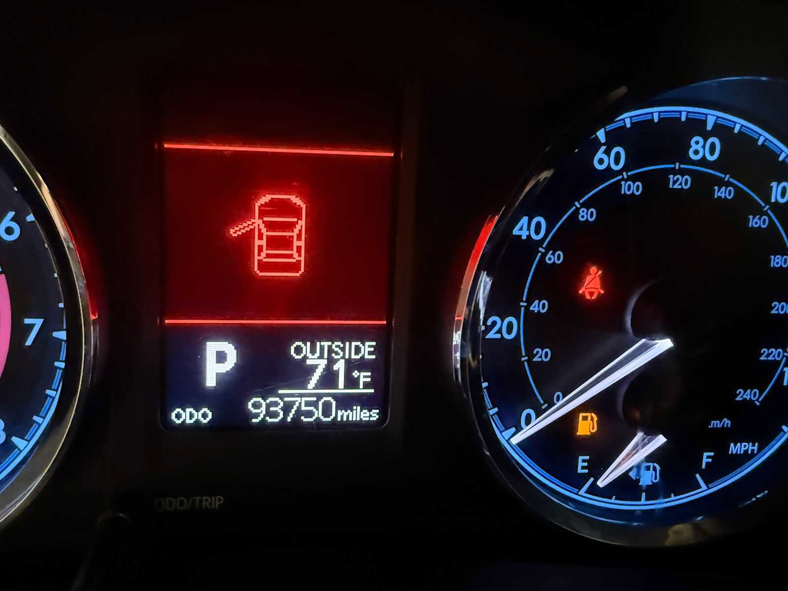 Used 2017 Toyota Corolla LE FWD image 35