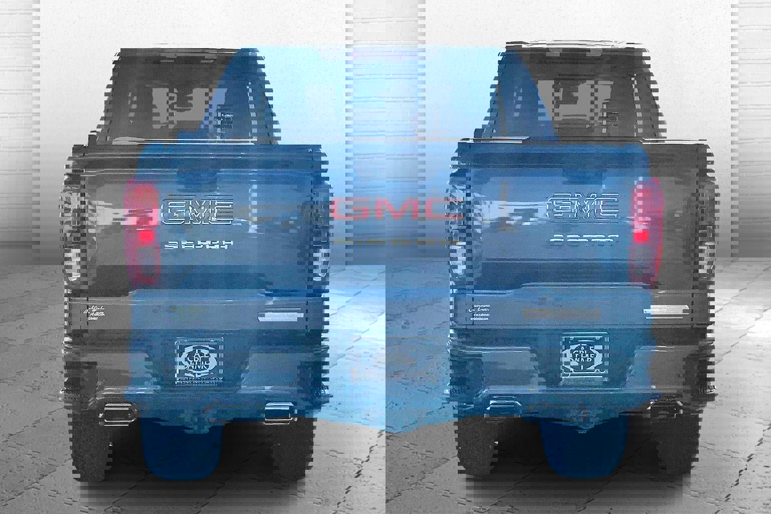 Used 2026 GMC Sierra 1500 Elevation w/ Elevation Premium Package image 3