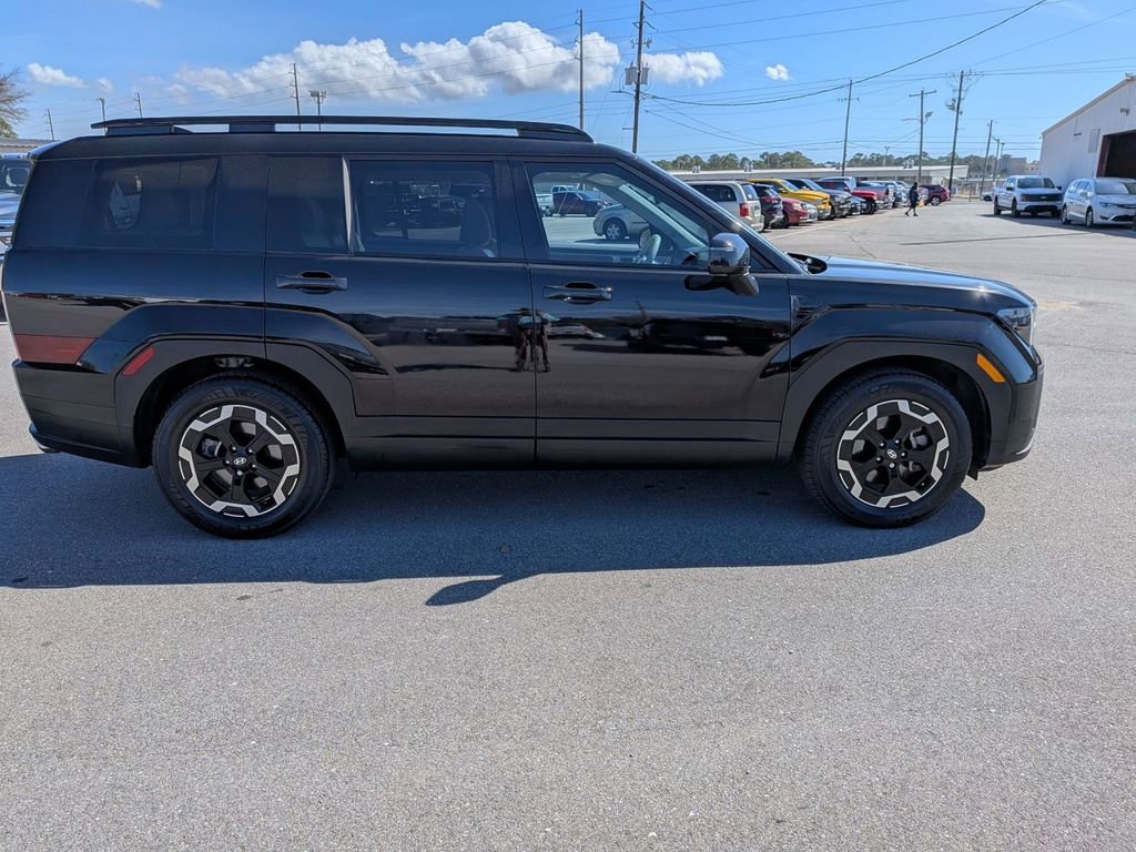 Used 2025 Hyundai Santa Fe SEL image 4