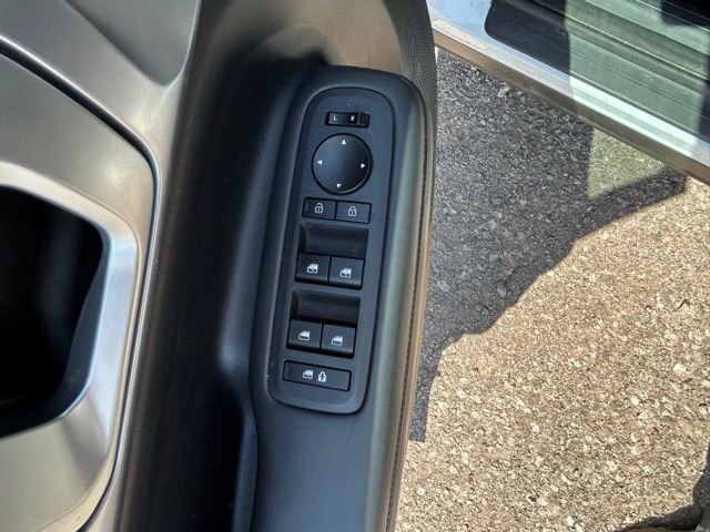 Used 2025 Hyundai Santa Fe SEL image 15