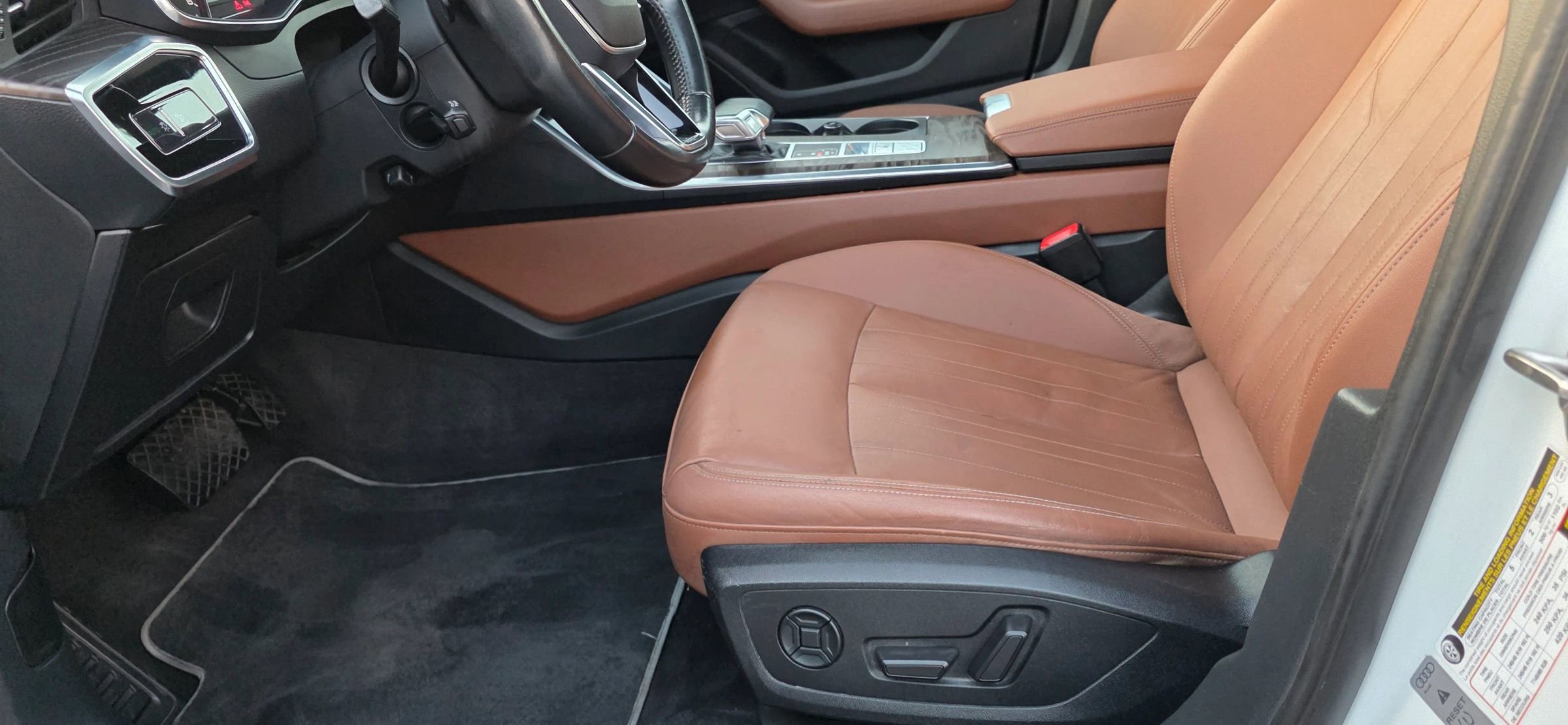 Used 2019 Audi A6 3.0T Premium w/ Convenience Package image 14