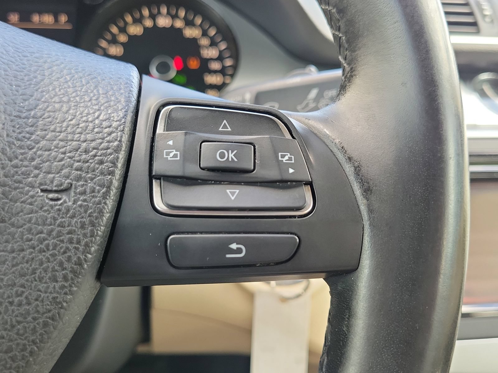 Used 2012 Volkswagen CC Sport FWD image 22