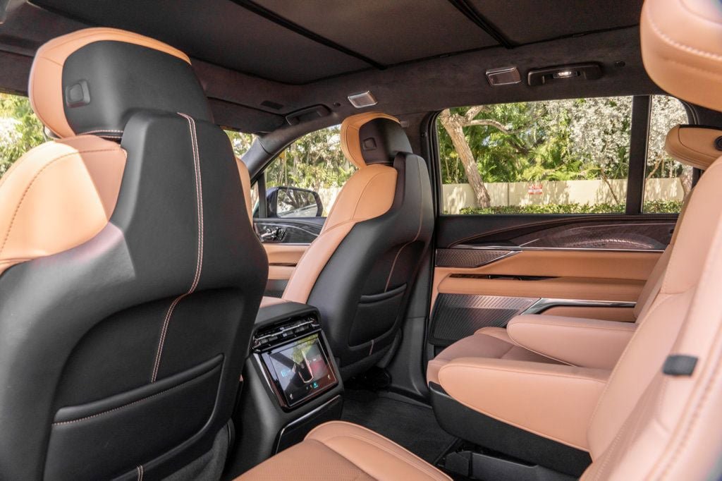 Used 2025 Cadillac Escalade IQ Sport 2 AWD/4WD image 21