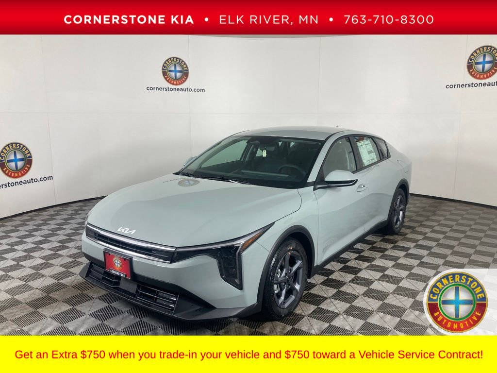 New 2025 Kia K4 LXS