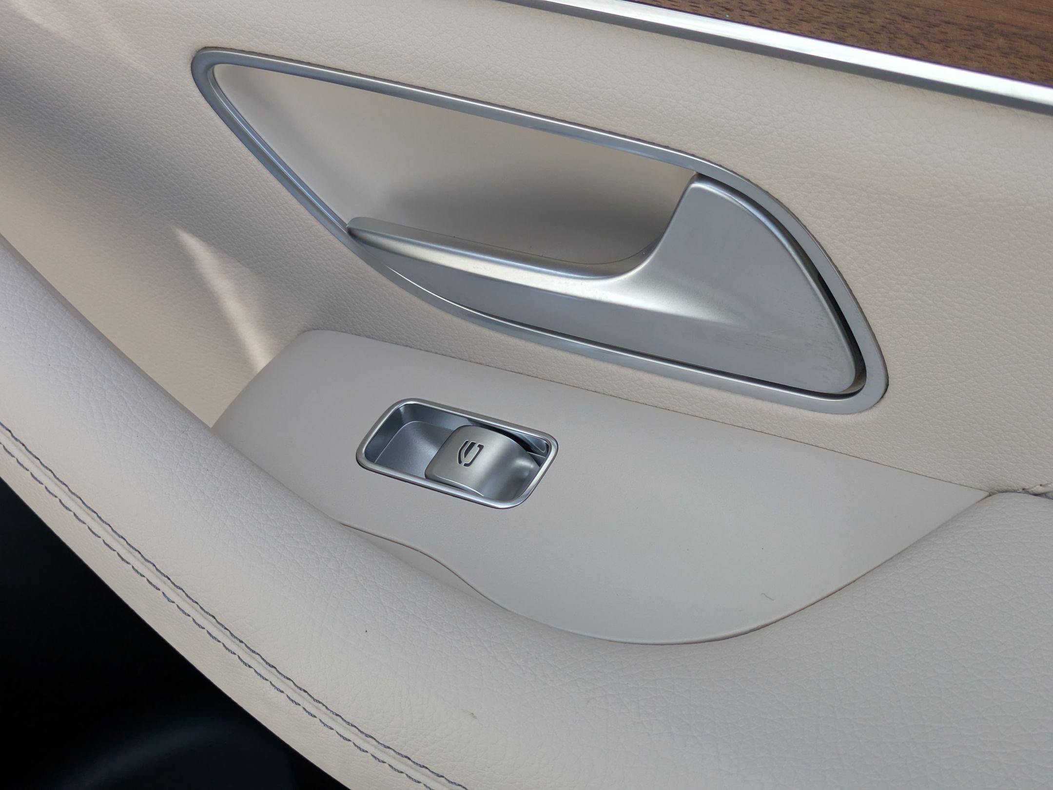 Certified 2024 Mercedes-Benz GLE 350 4MATIC image 37