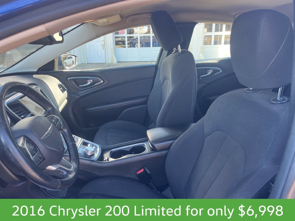 Used 2016 Chrysler 200 Limited w/ Convenience Group FWD image 18