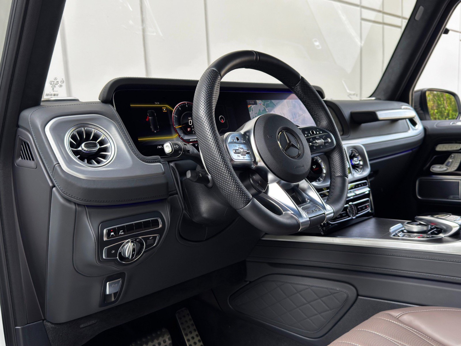 Used 2023 Mercedes-Benz G 63 AMG Squared image 15