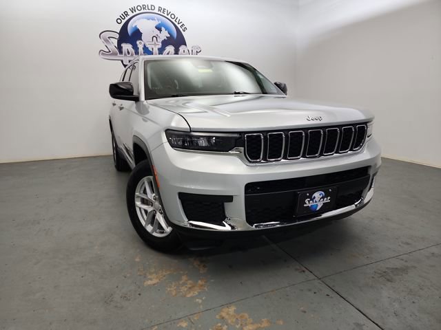Used 2021 Jeep Grand Cherokee L Laredo w/ Luxury Tech Group I image 3