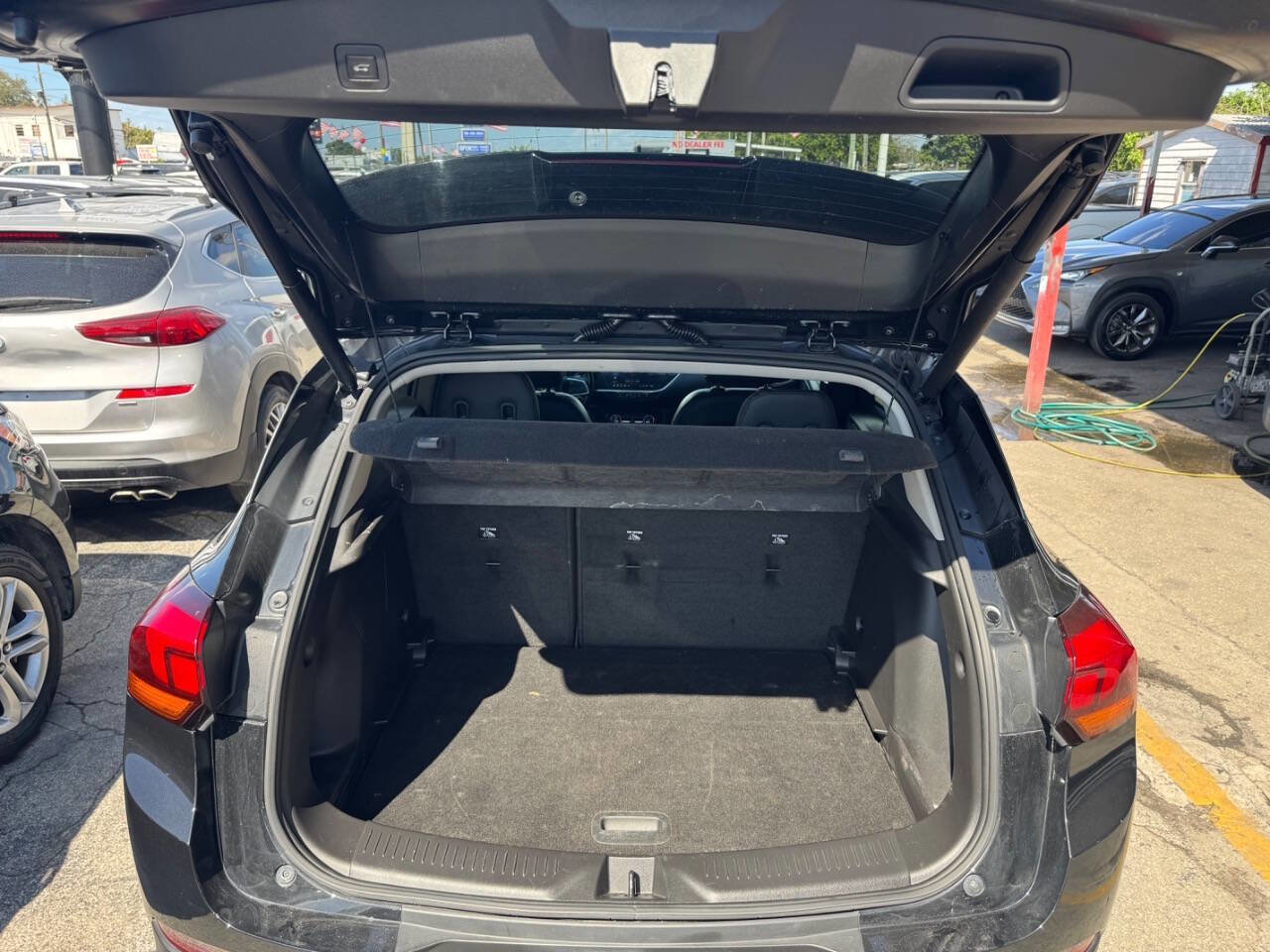 Used 2021 Buick Encore GX Select image 16