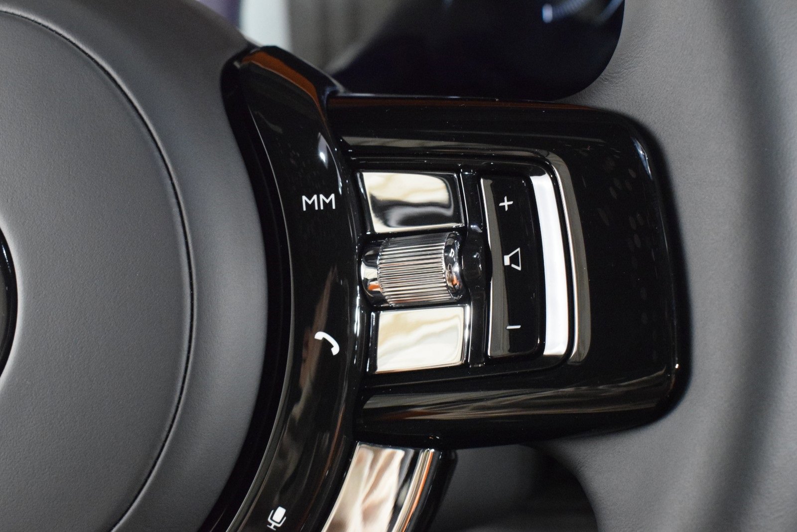 New 2024 Rolls-Royce Spectre w/ Spectre Launch Package image 26