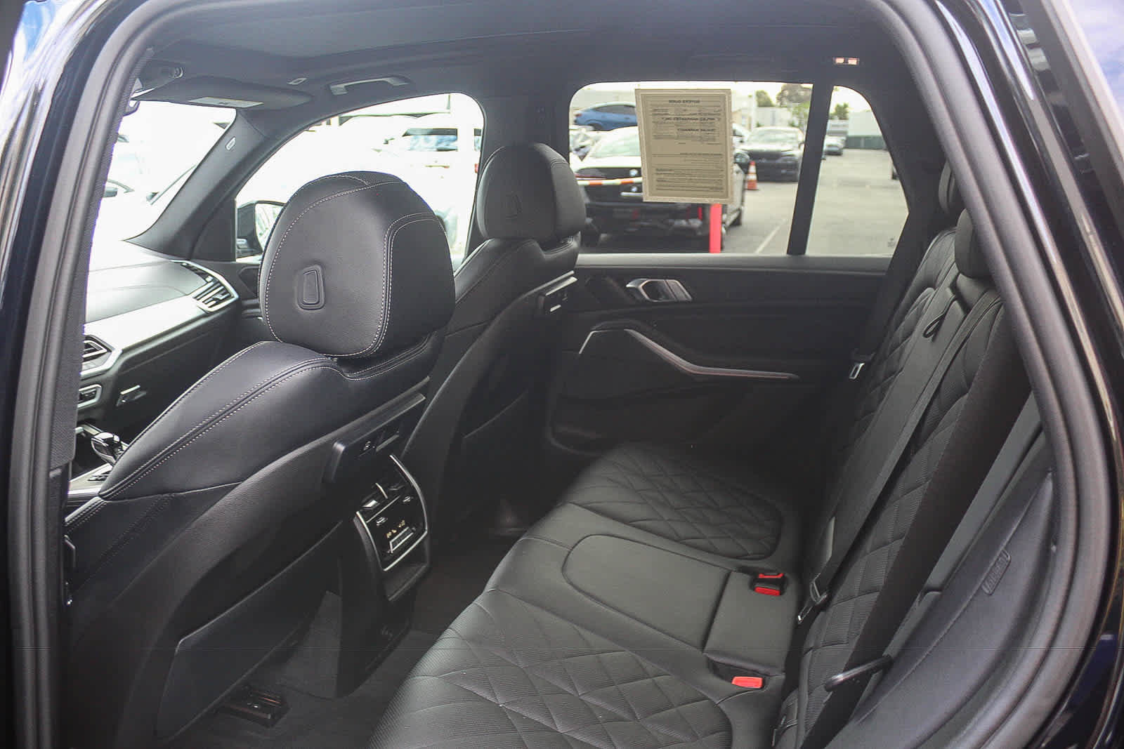 Used 2023 BMW X5 sDrive40i w/ M Sport Package RWD image 17