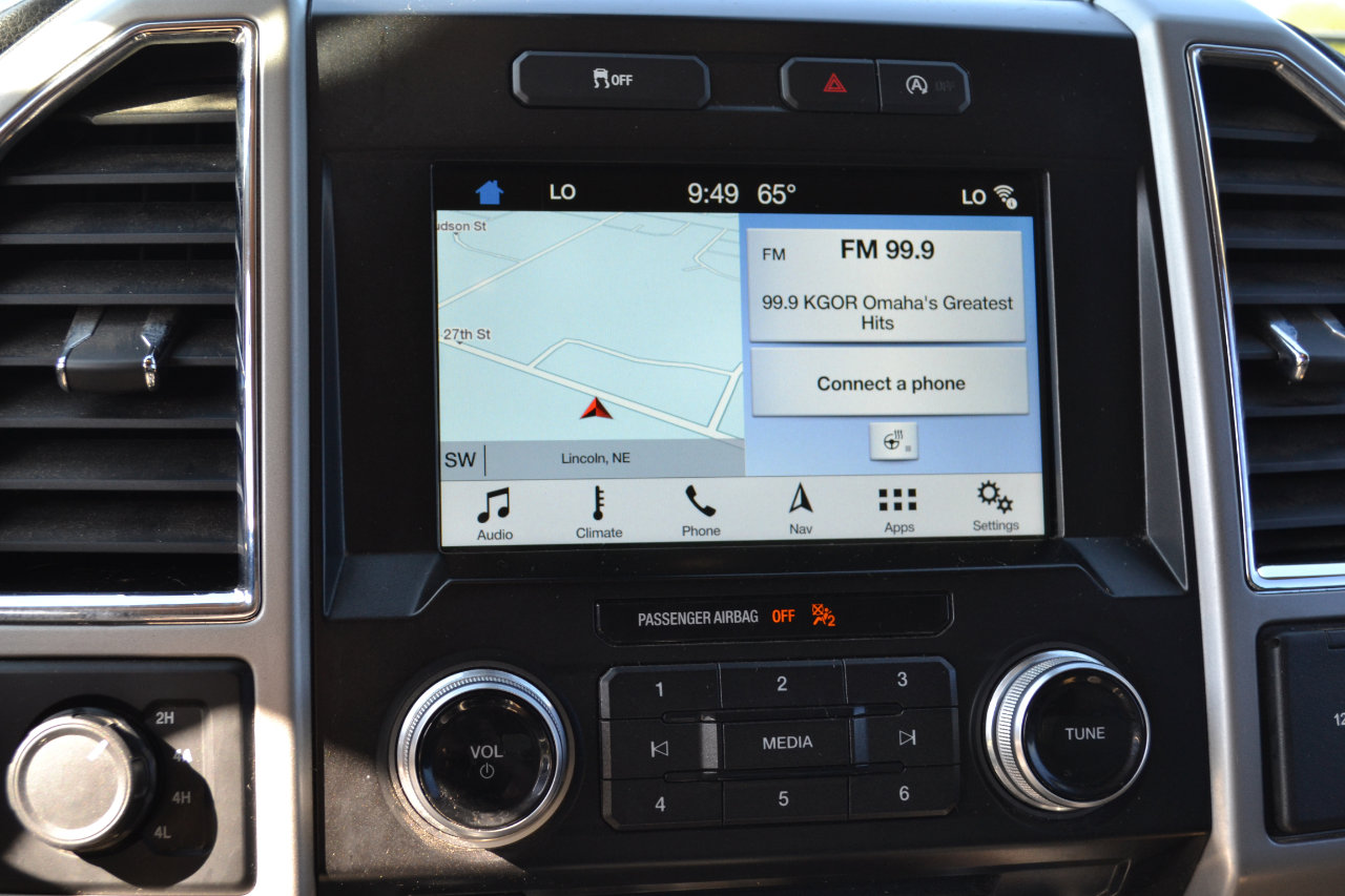 Used 2017 Ford F150 Lariat w/ Equipment Group 502A Luxury image 19