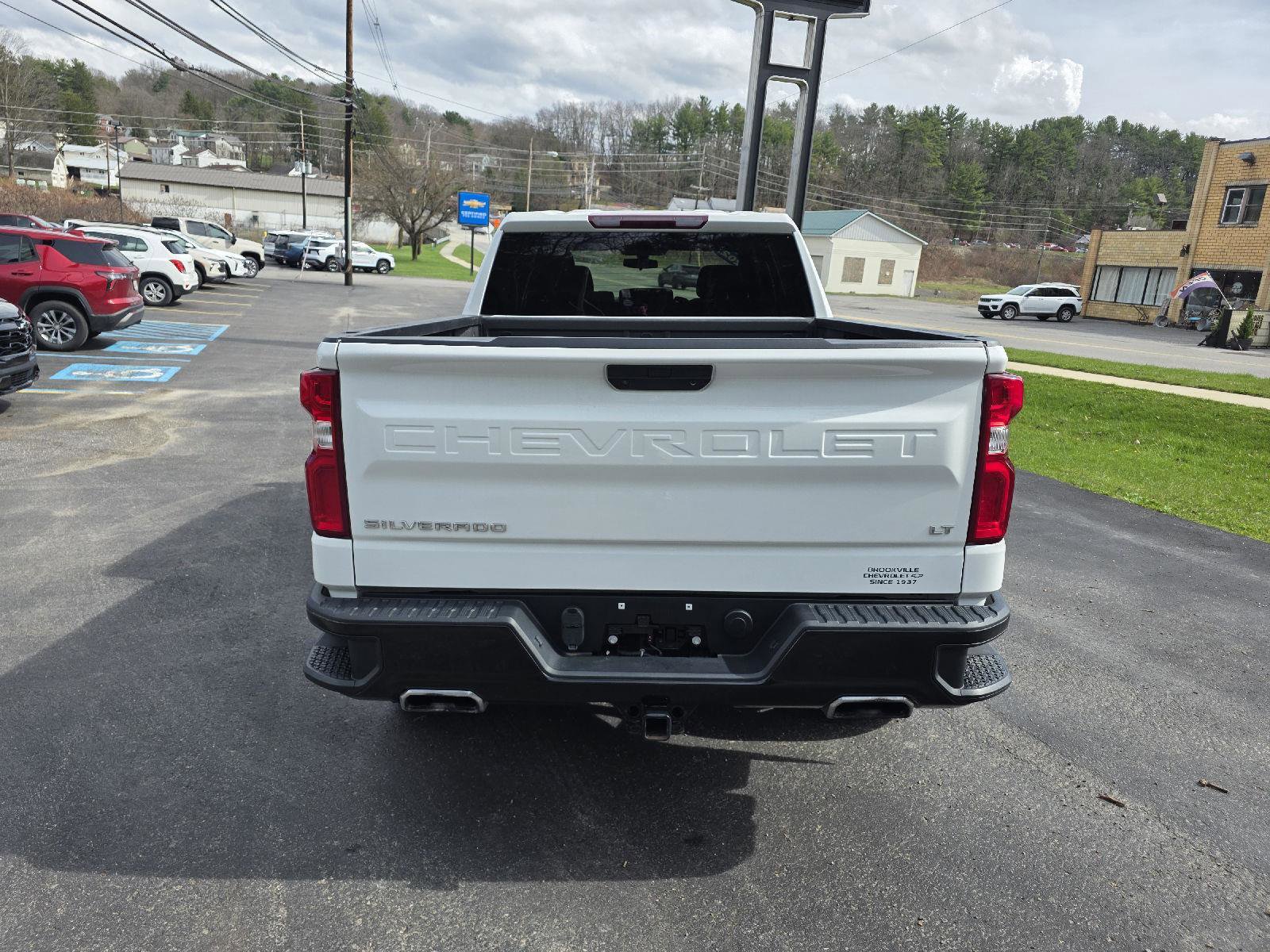 Used 2022 Chevrolet Silverado 1500 LT Trail Boss w/ Bed Protection Package image 8
