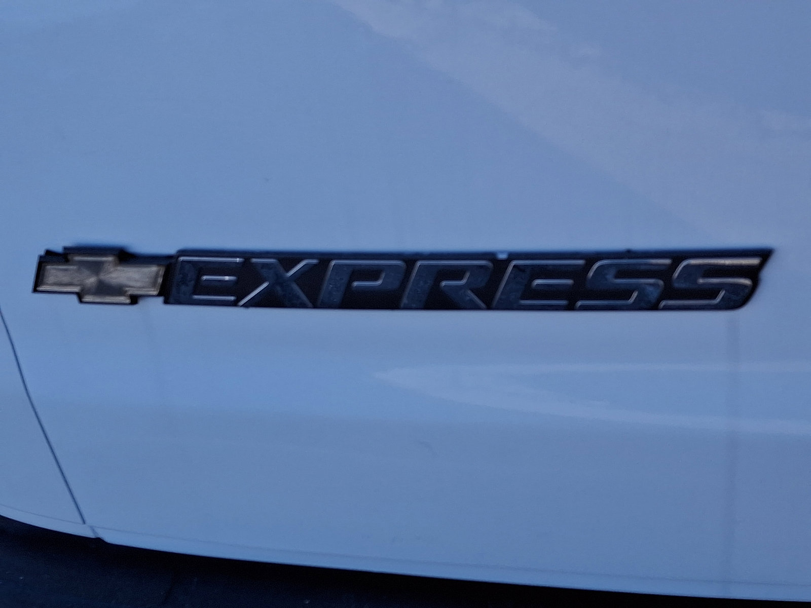 Used 2024 Chevrolet Express 2500 w/ Driver Convenience Package image 30