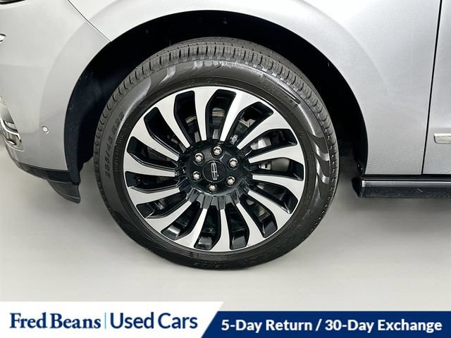 Certified 2024 Lincoln Navigator L Black Label AWD/4WD image 41