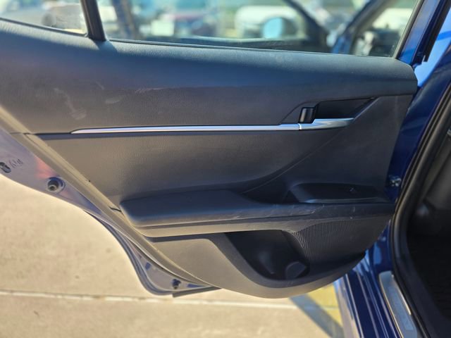 Used 2023 Toyota Camry SE w/ Cold Weather Package AWD/4WD image 15