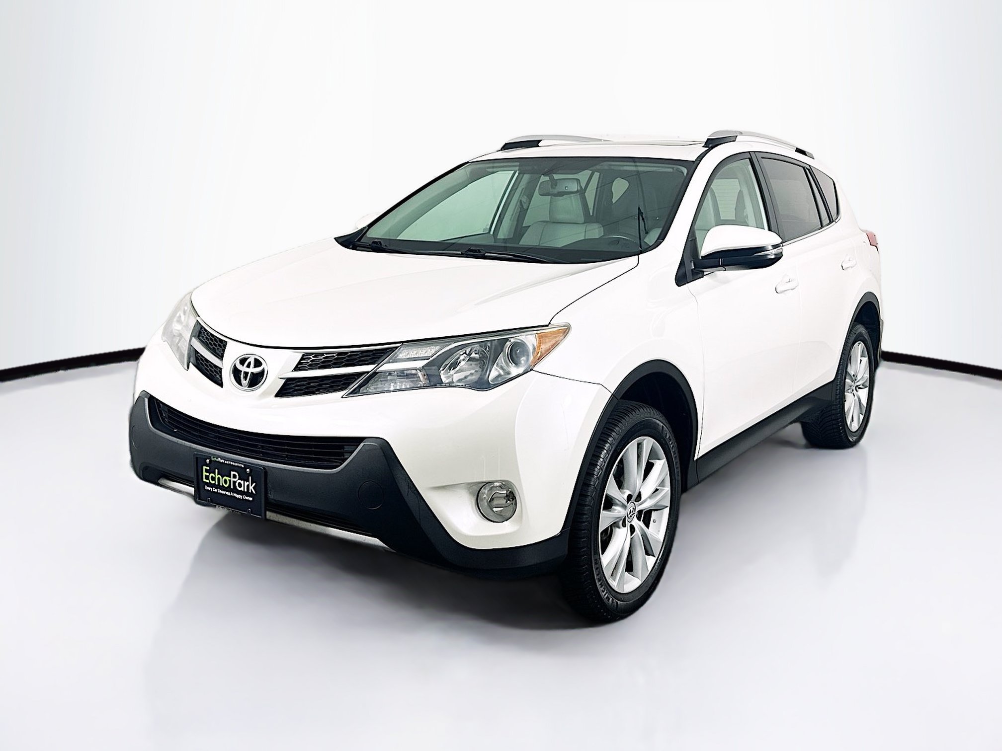 Used 2013 Toyota RAV4 Limited AWD/4WD image 3