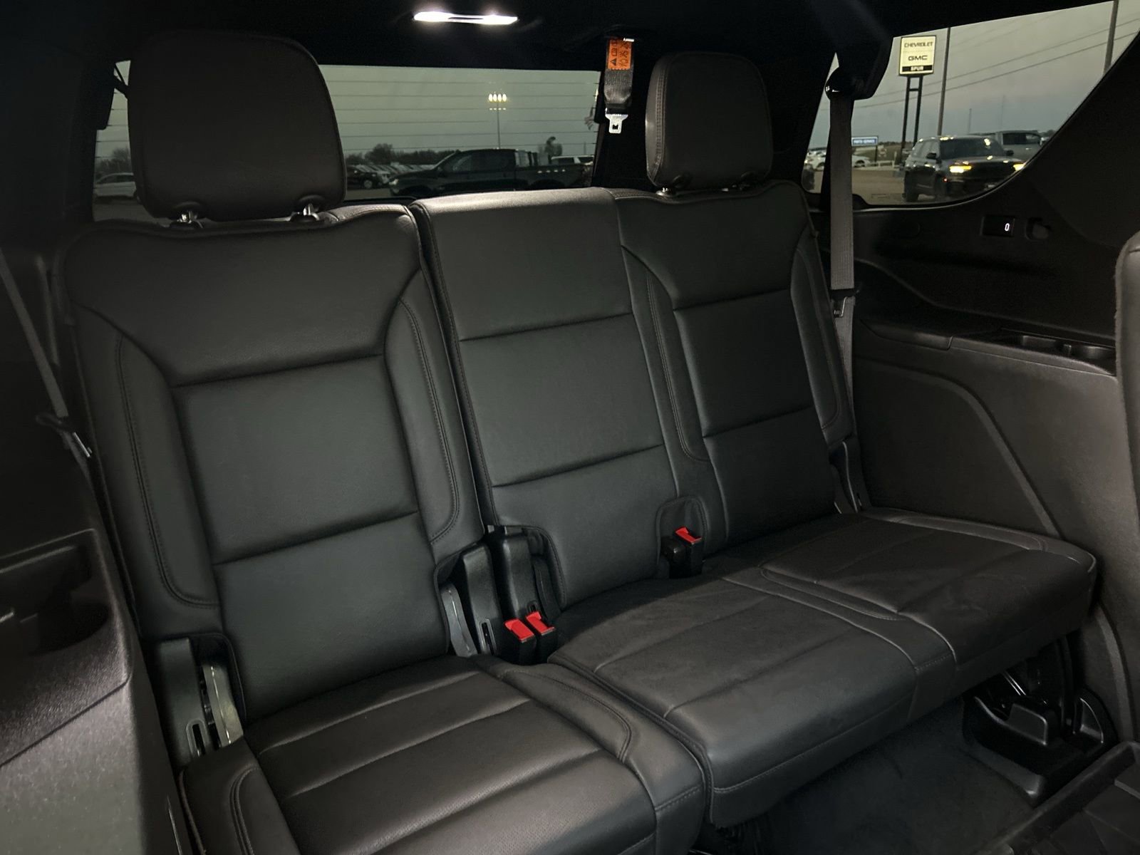 Used 2024 Chevrolet Tahoe High Country image 15