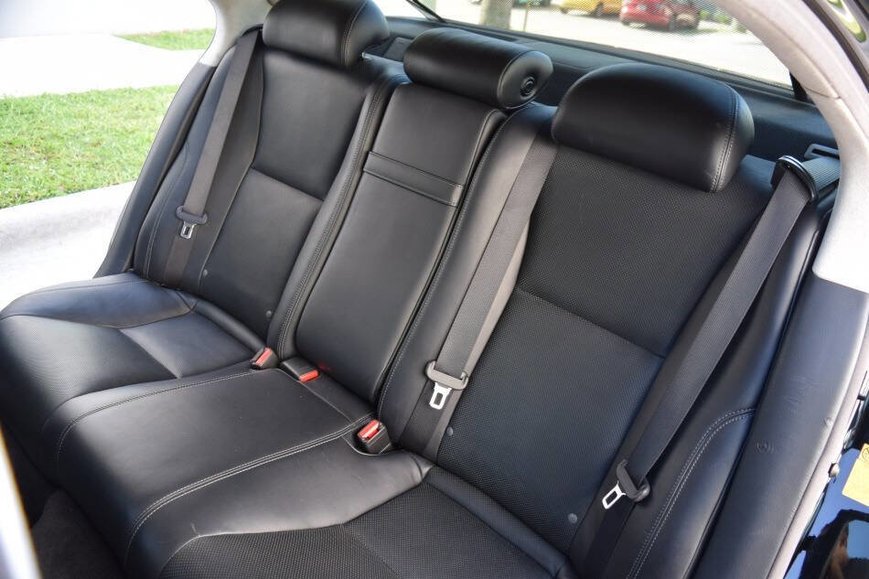 Used 2013 Lexus LS 460 AWD w/ Comfort Pkg image 44