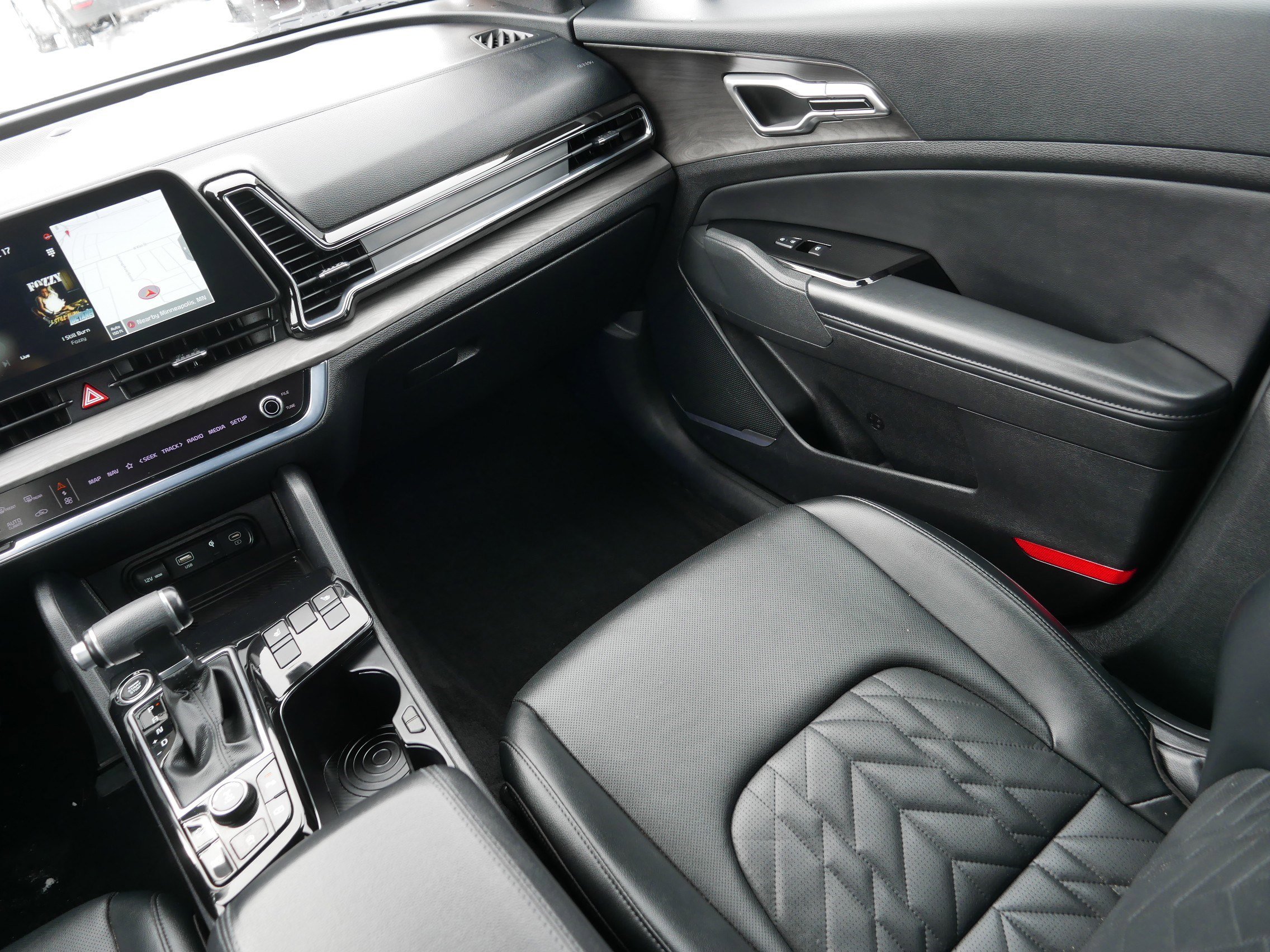 Certified 2023 Kia Sportage X-Line w/ X-Line Premium Package image 11