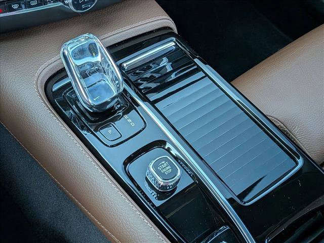 Used 2022 Volvo S60 T8 Inscription w/ Advanced Package image 11