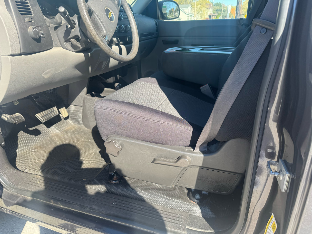 Used 2011 Chevrolet Silverado 1500 W/T w/ LS Package image 14