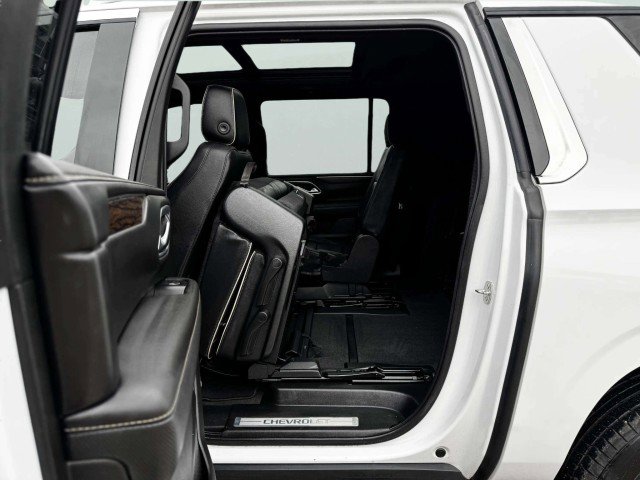 Used 2021 Chevrolet Suburban Premier w/ Premium Package image 40