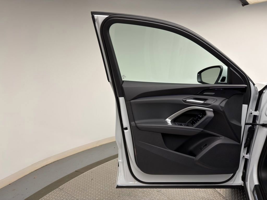 Used 2025 Audi Q5 Premium Plus image 13