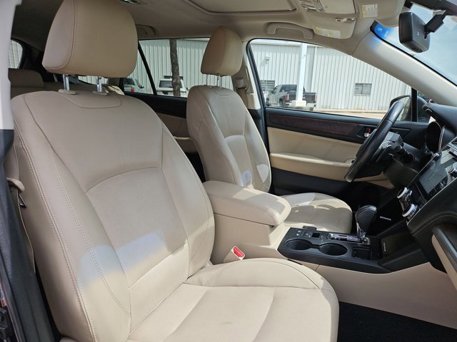 Used 2018 Subaru Outback 3.6R Limited AWD/4WD image 21