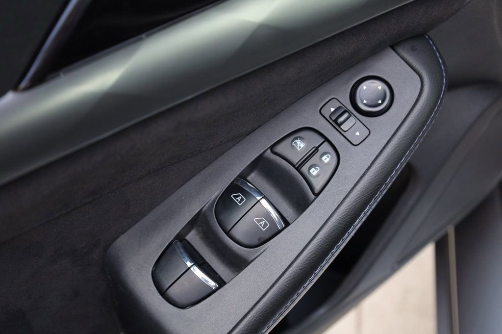 Used 2016 Nissan Maxima SR image 37