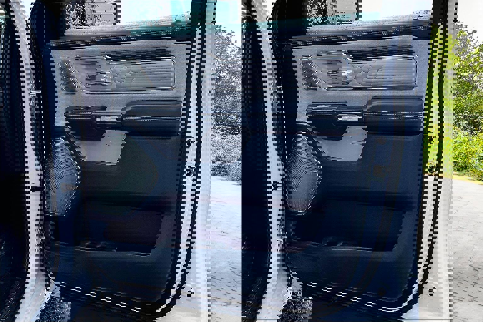 Used 2022 RAM 1500 Limited image 25