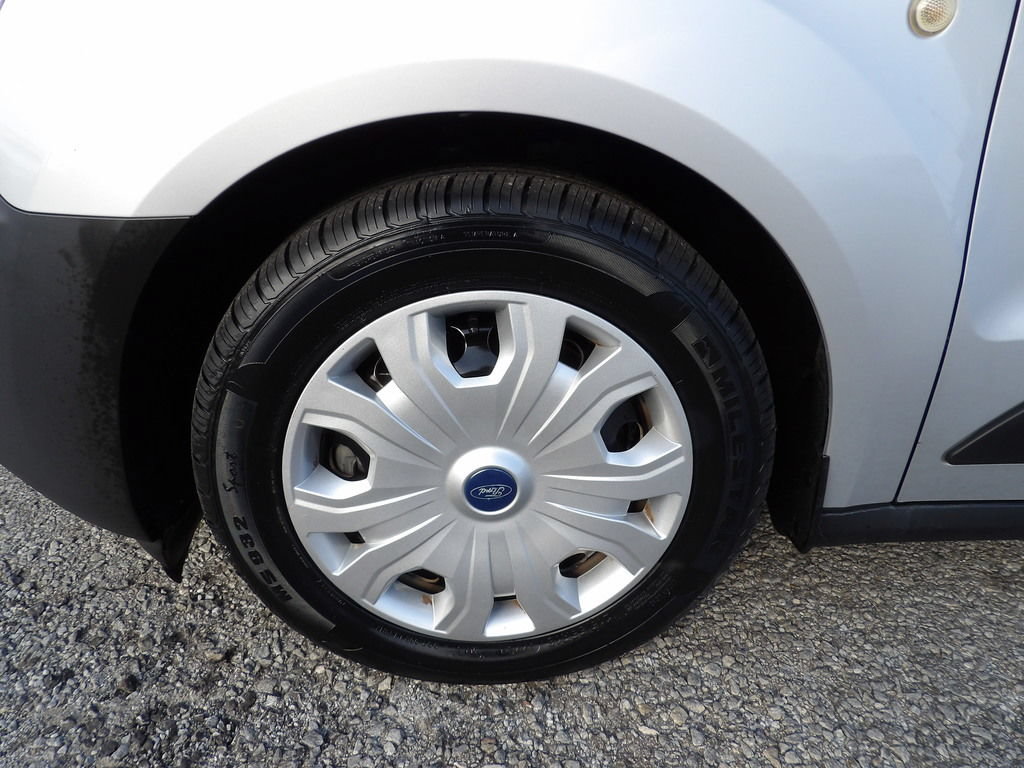 Used 2020 Ford Transit Connect XL FWD image 45