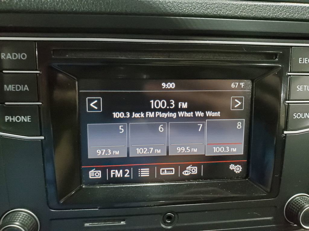 Used 2017 Volkswagen Jetta S image 29