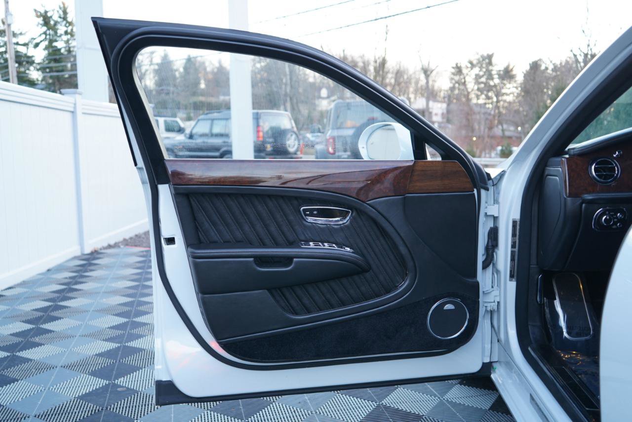 Used 2019 Bentley Mulsanne image 15