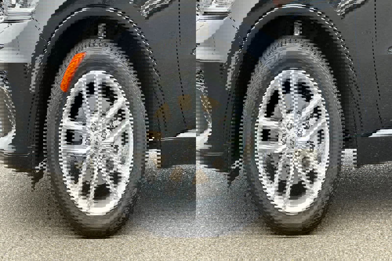 Used 2024 Dodge Durango GT image 33