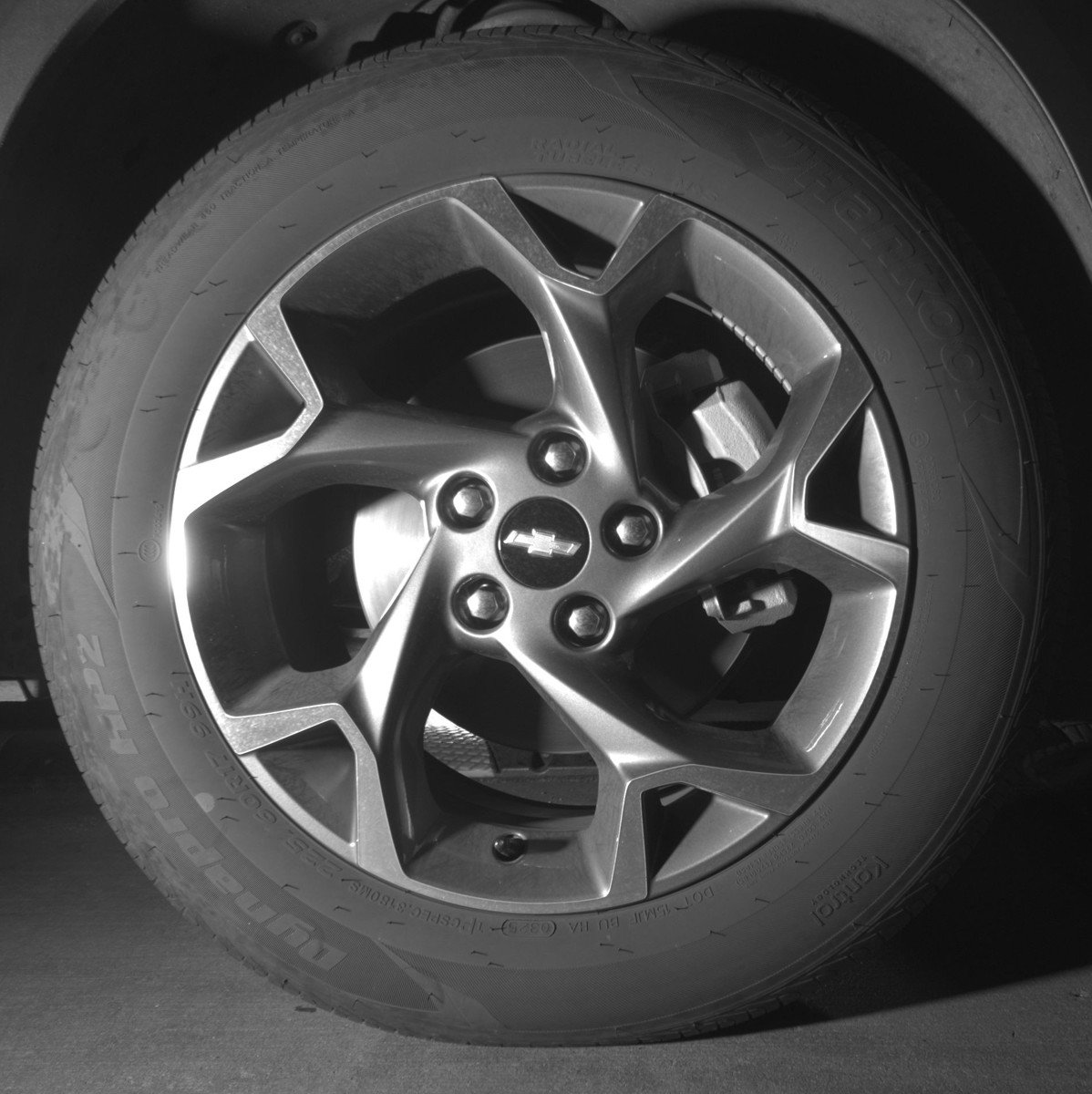 Used 2025 Chevrolet Trax LT FWD image 13
