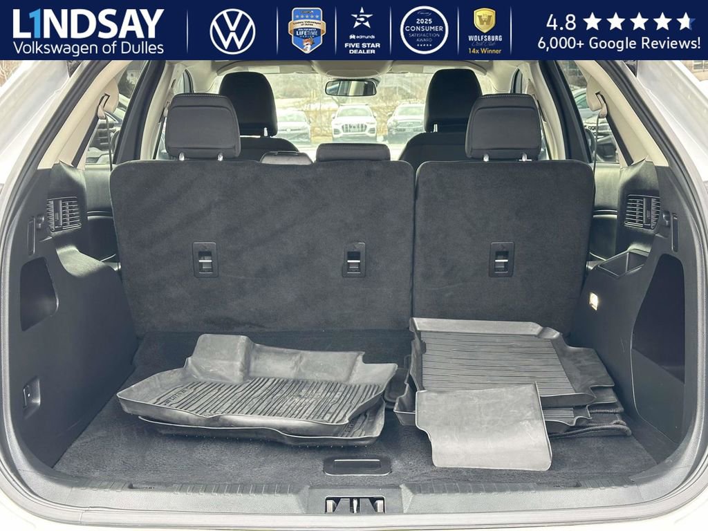 Used 2024 Ford Edge SE w/ Black Appearance Package image 14