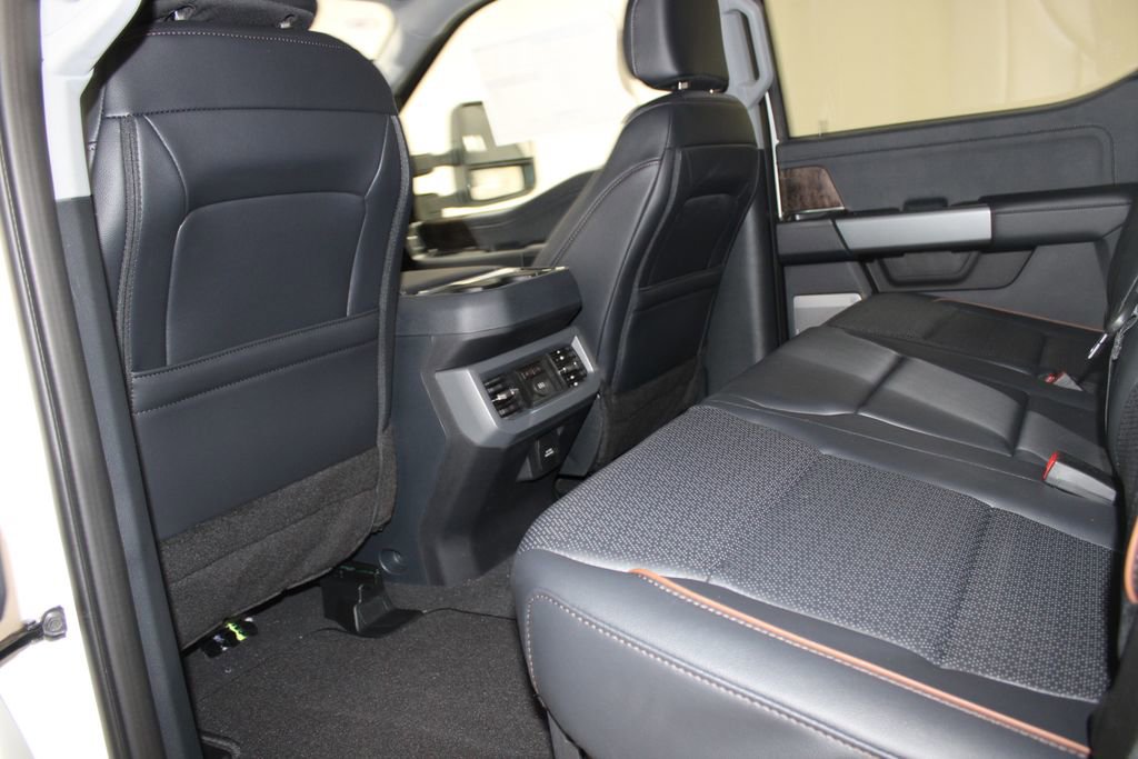 New 2025 Ford F350 Lariat w/ Lariat Ultimate Package image 23