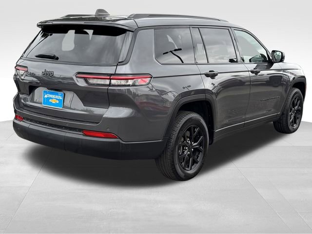 Used 2024 Jeep Grand Cherokee L Laredo image 4