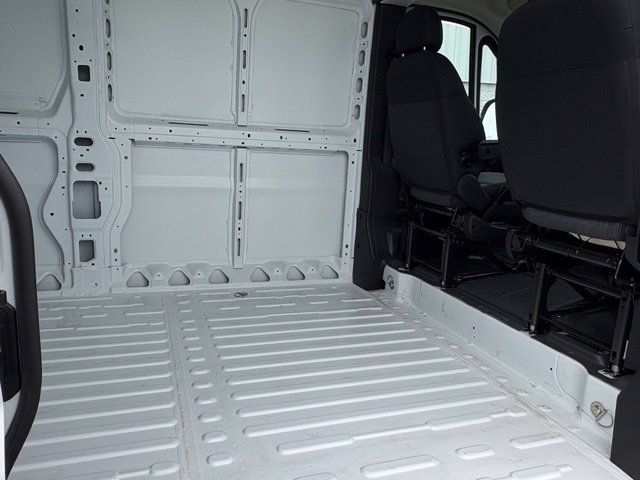 New 2026 RAM ProMaster 3500 w/ Convenience Group FWD image 16
