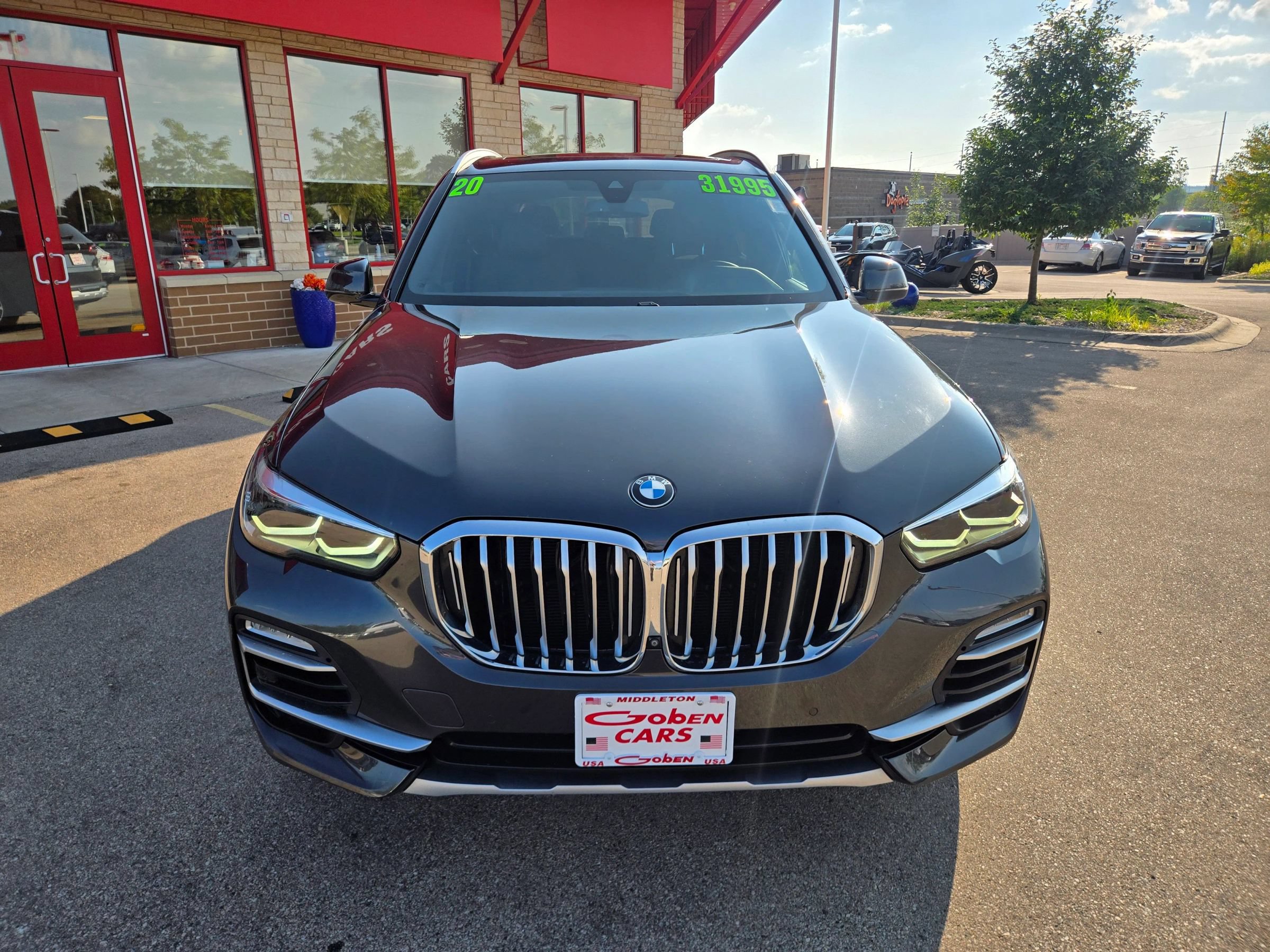 Used 2020 BMW X5 xDrive40i w/ Convenience Package AWD/4WD image 2
