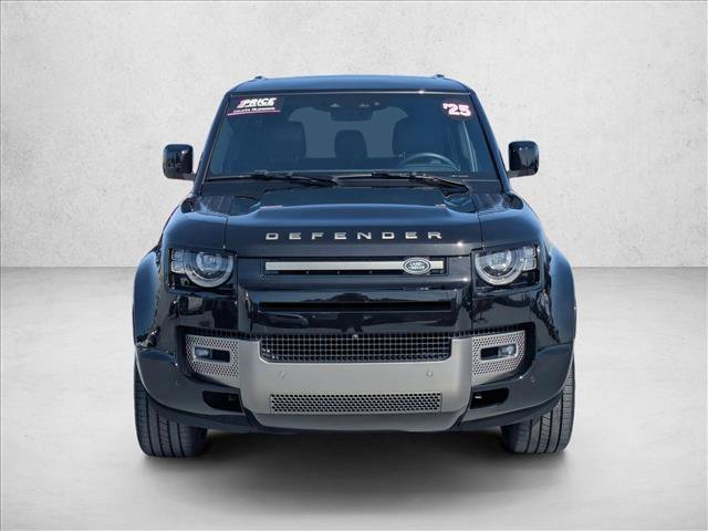 Used 2025 Land Rover Defender 110 X-Dynamic SE video 2